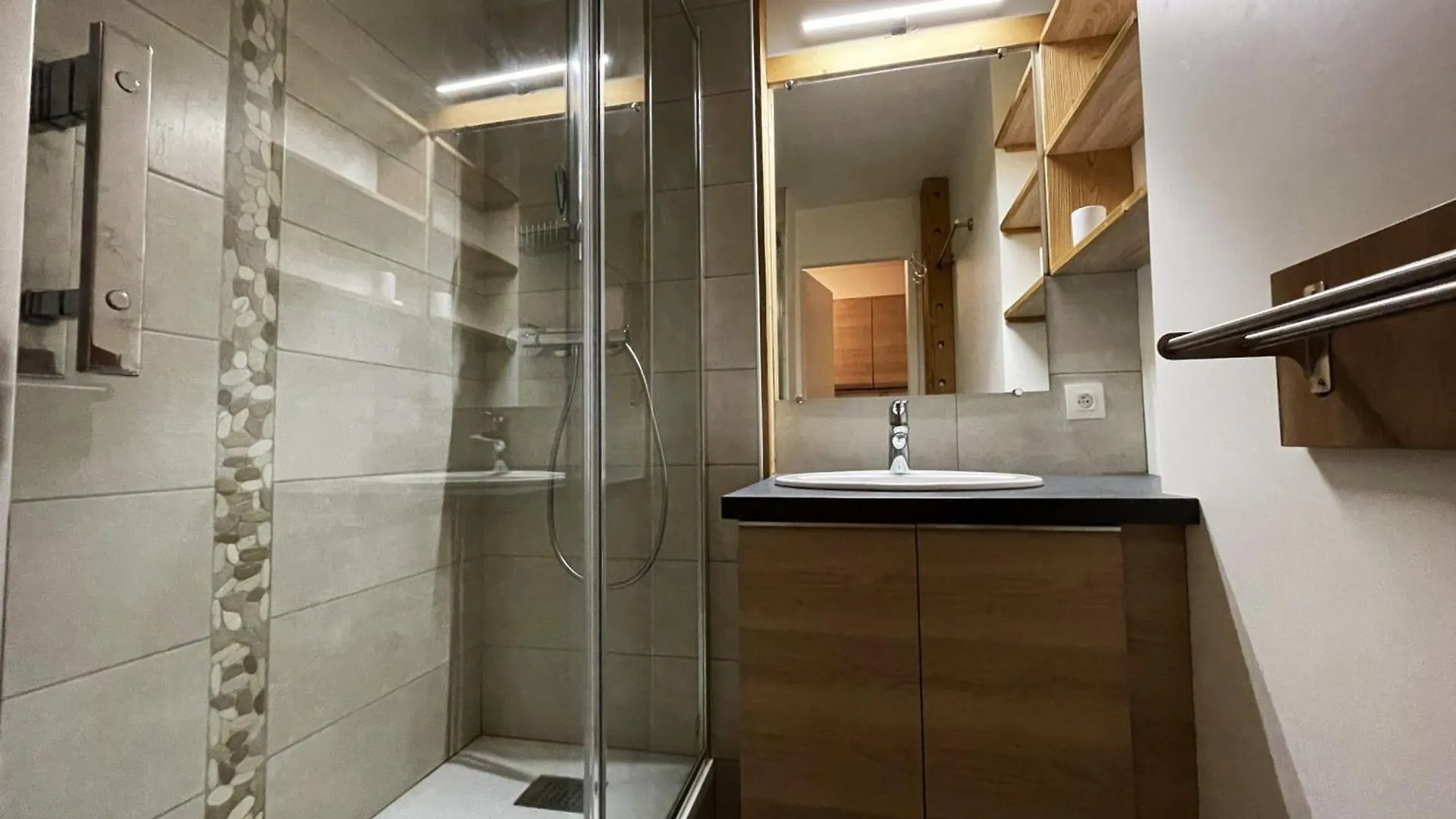 Studio Renove, Ski Aux Pieds, Balcon Ensoleille, 4 Pers., Centre Des Menuires - Fr-1-452-195 Saint-Martin-de-Belleville France